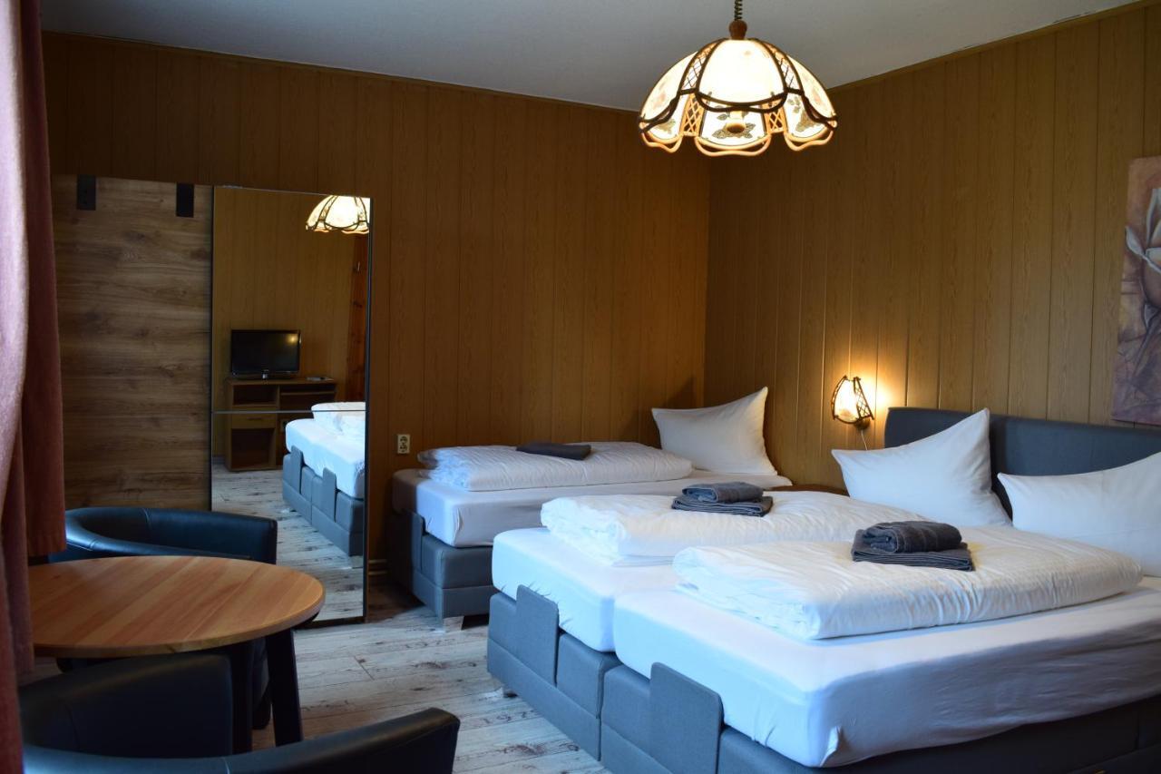 Landhotel "Lichte Aue" Lichtenau Stutzengrun Ngoại thất bức ảnh